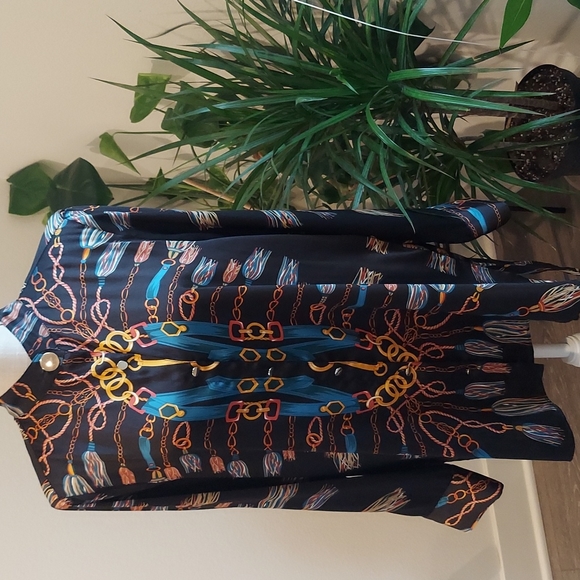 Zara size XL  silk chain print button up - Picture 6 of 15